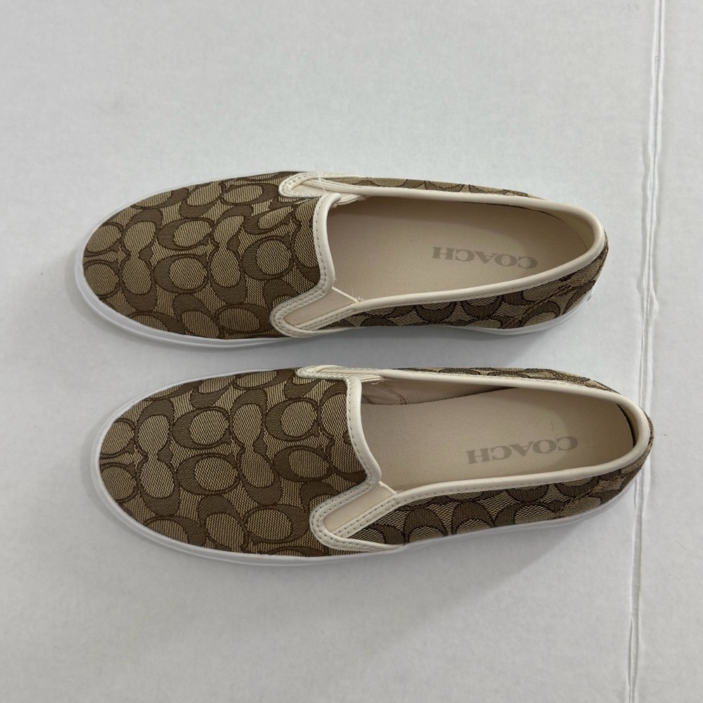 Coach Chrissy Signature Slip-On Sneakers Women’s 9.5 Athletic Fashion Shoes - Picture 10 of 16